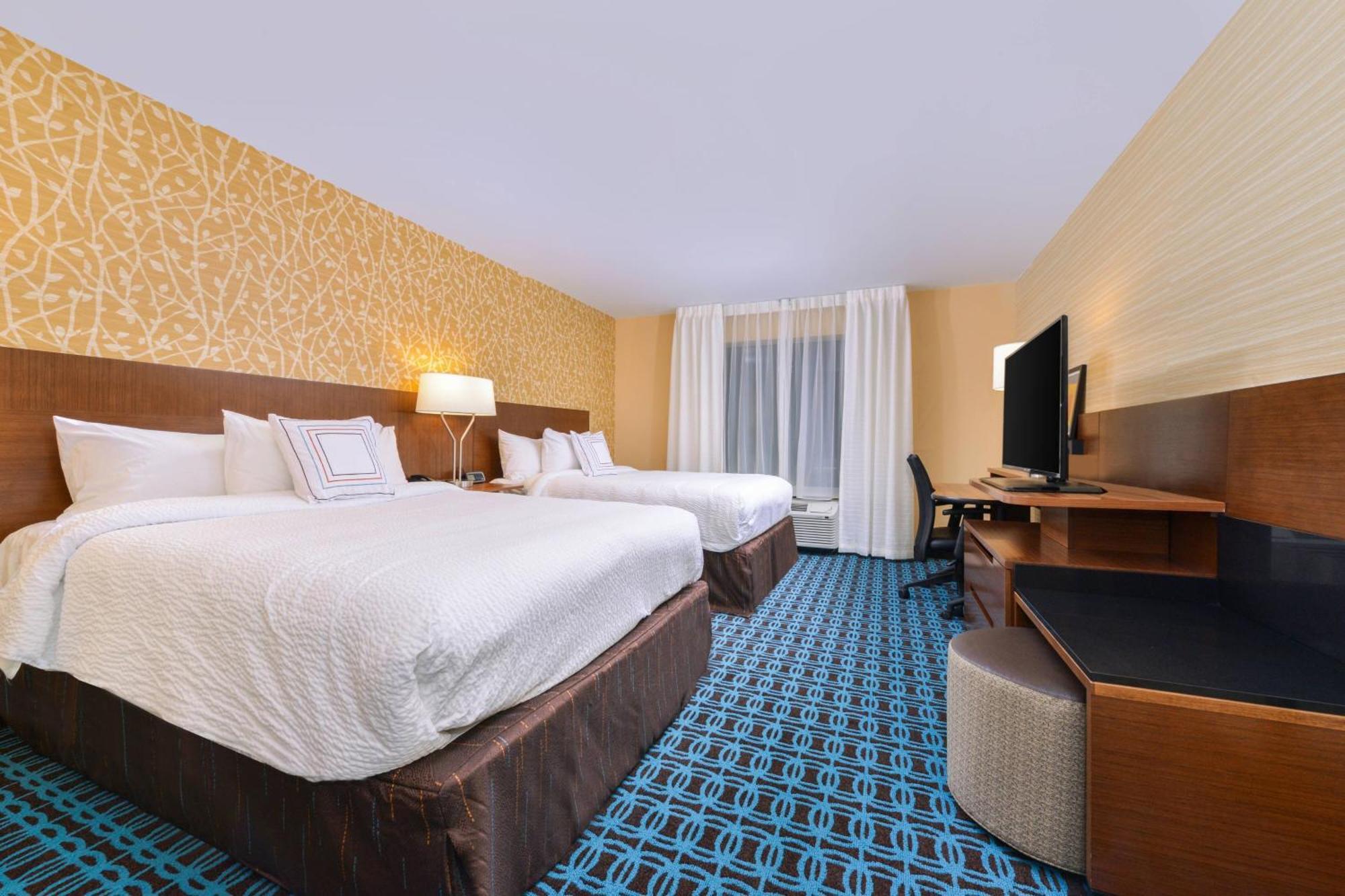 Fairfield Inn & Suites By Marriott Coralville Exterior photo