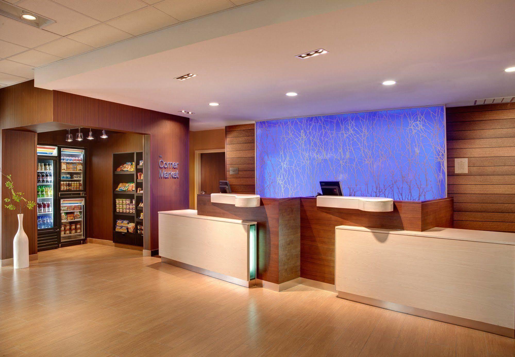 Fairfield Inn & Suites By Marriott Coralville Exterior photo